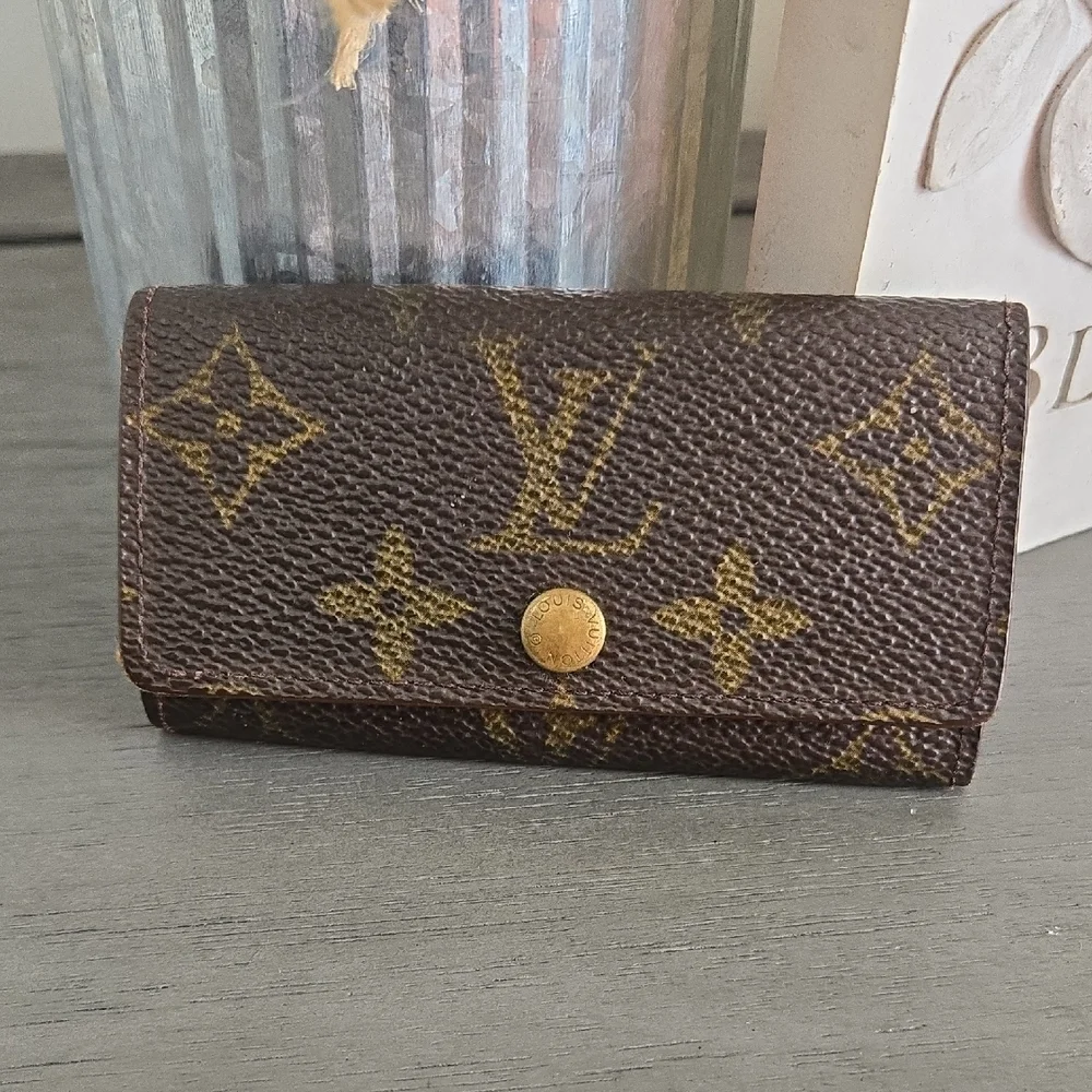 Louis Vuitton Dark Brown Monogram 4 Row Keycase